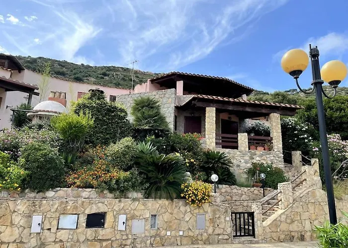 Villa Margio Solanas (Cagliari)